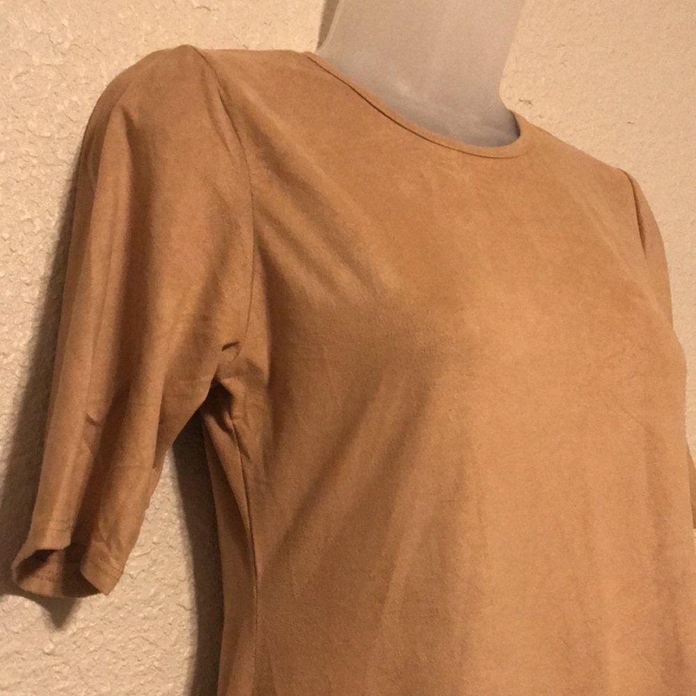 Dress - Picture 7 of 7